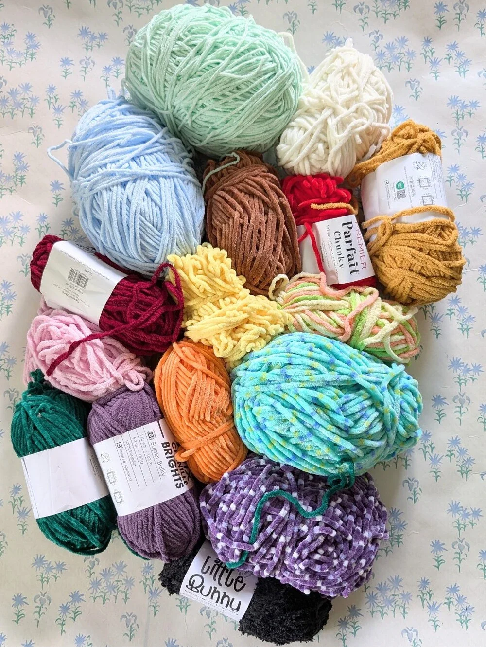 Group Chenille and Blanket Yarn Bernat Premier Parfait Chunky Sweet Snuggles Lot